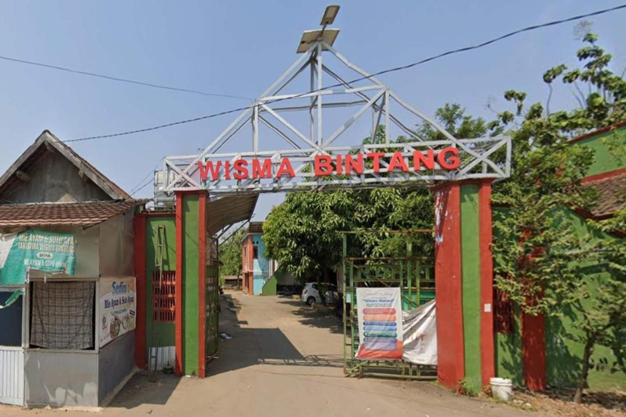 Spot On 93410 Wisma Bintang Jepara Extérieur photo